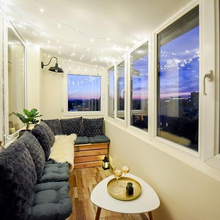 The Dream Apartment - Near Radisson Hotel Букурещ Екстериор снимка