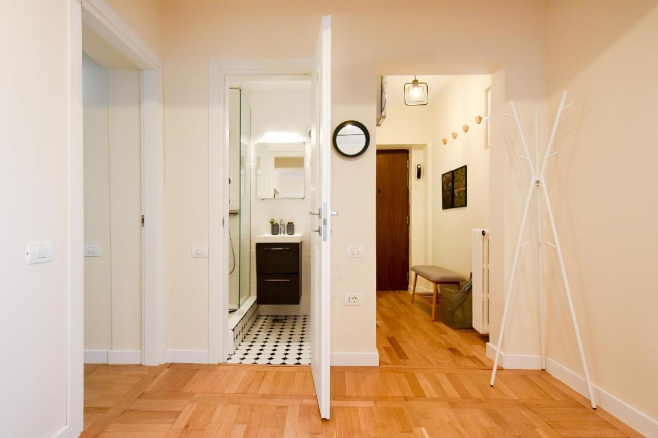 The Dream Apartment - Near Radisson Hotel Букурещ Екстериор снимка