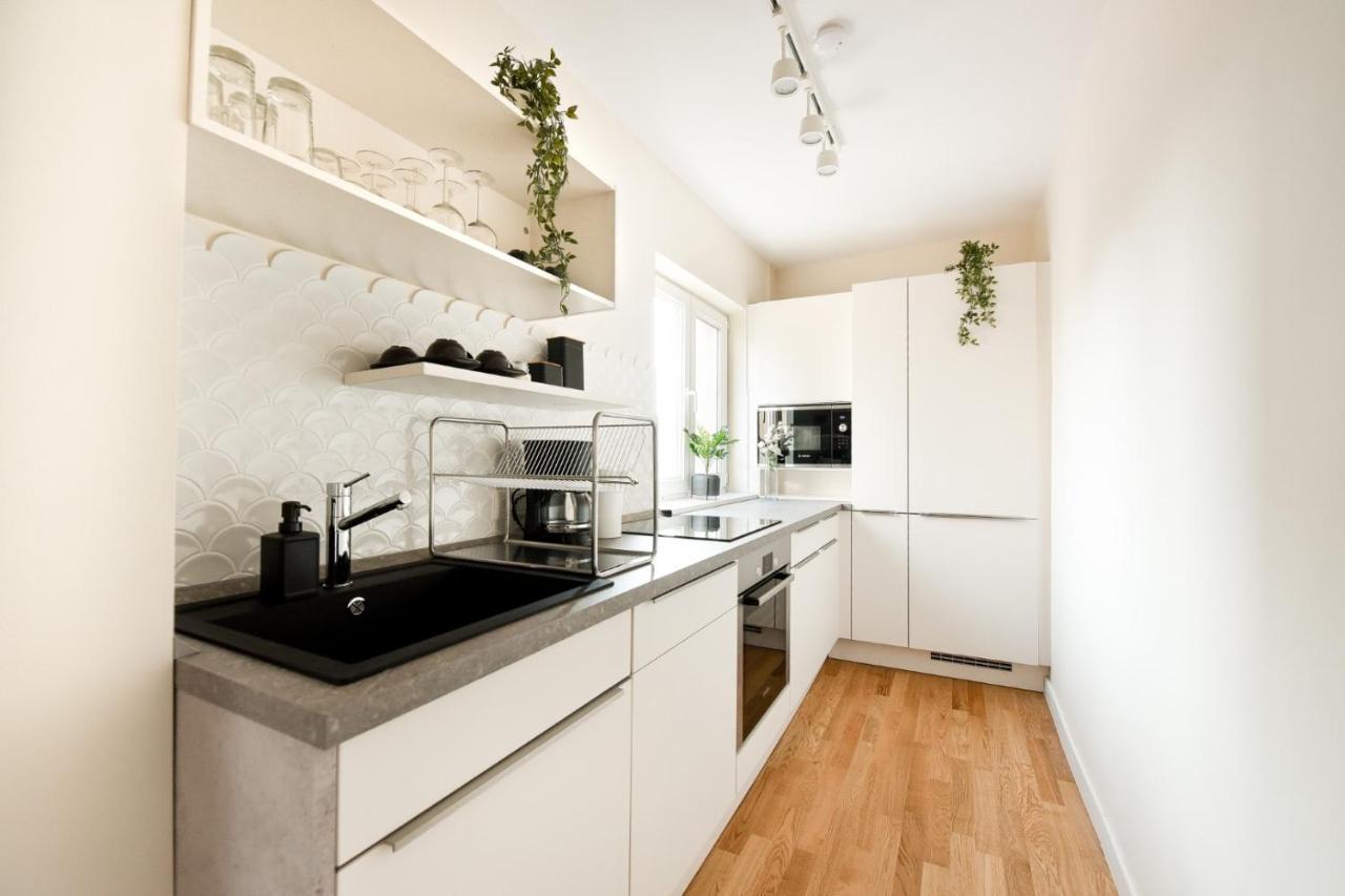 The Dream Apartment - Near Radisson Hotel Букурещ Екстериор снимка